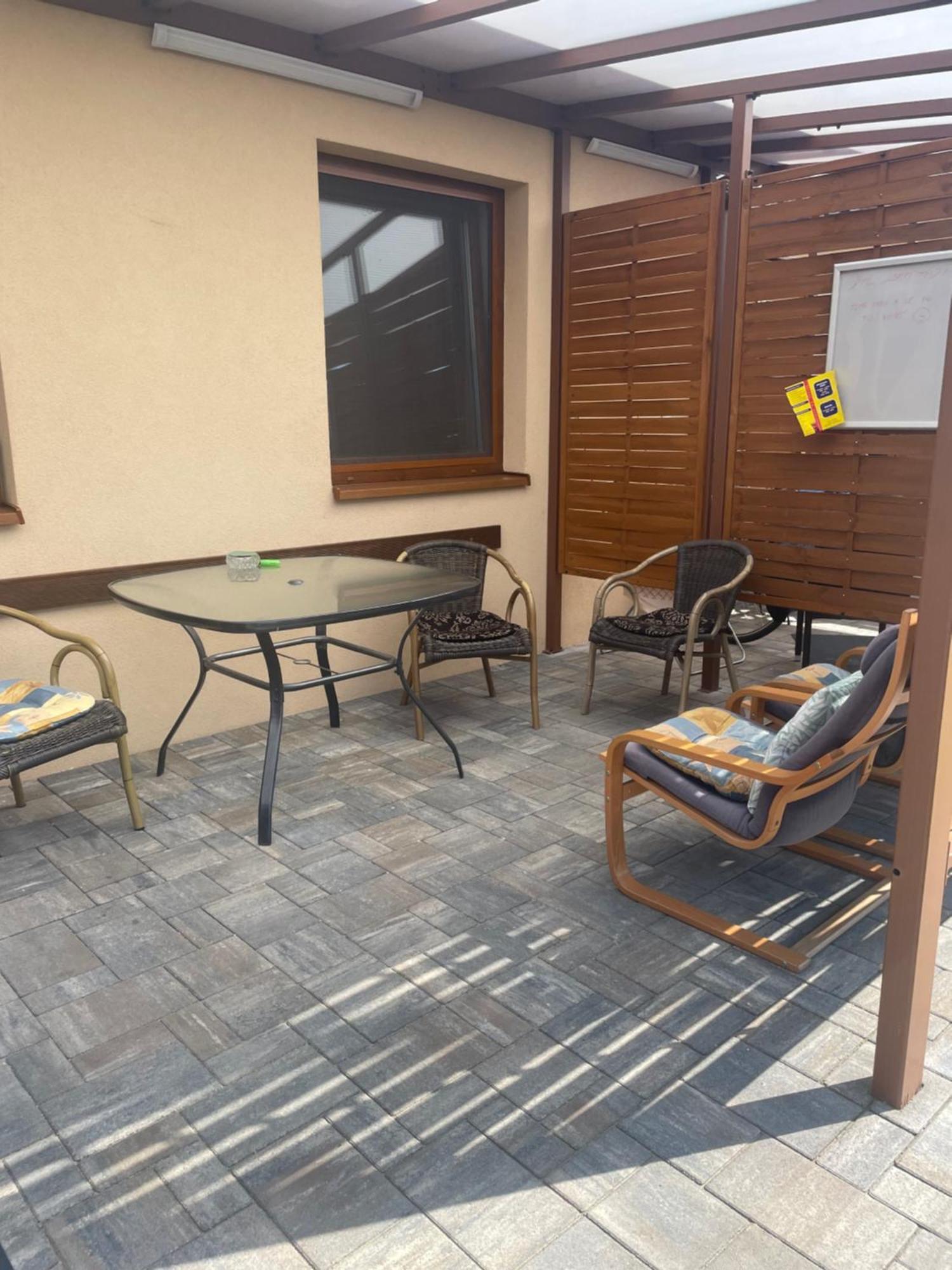 Apartman Losonci Nesvady- Pre 2 Osoby Studio ภายนอก รูปภาพ
